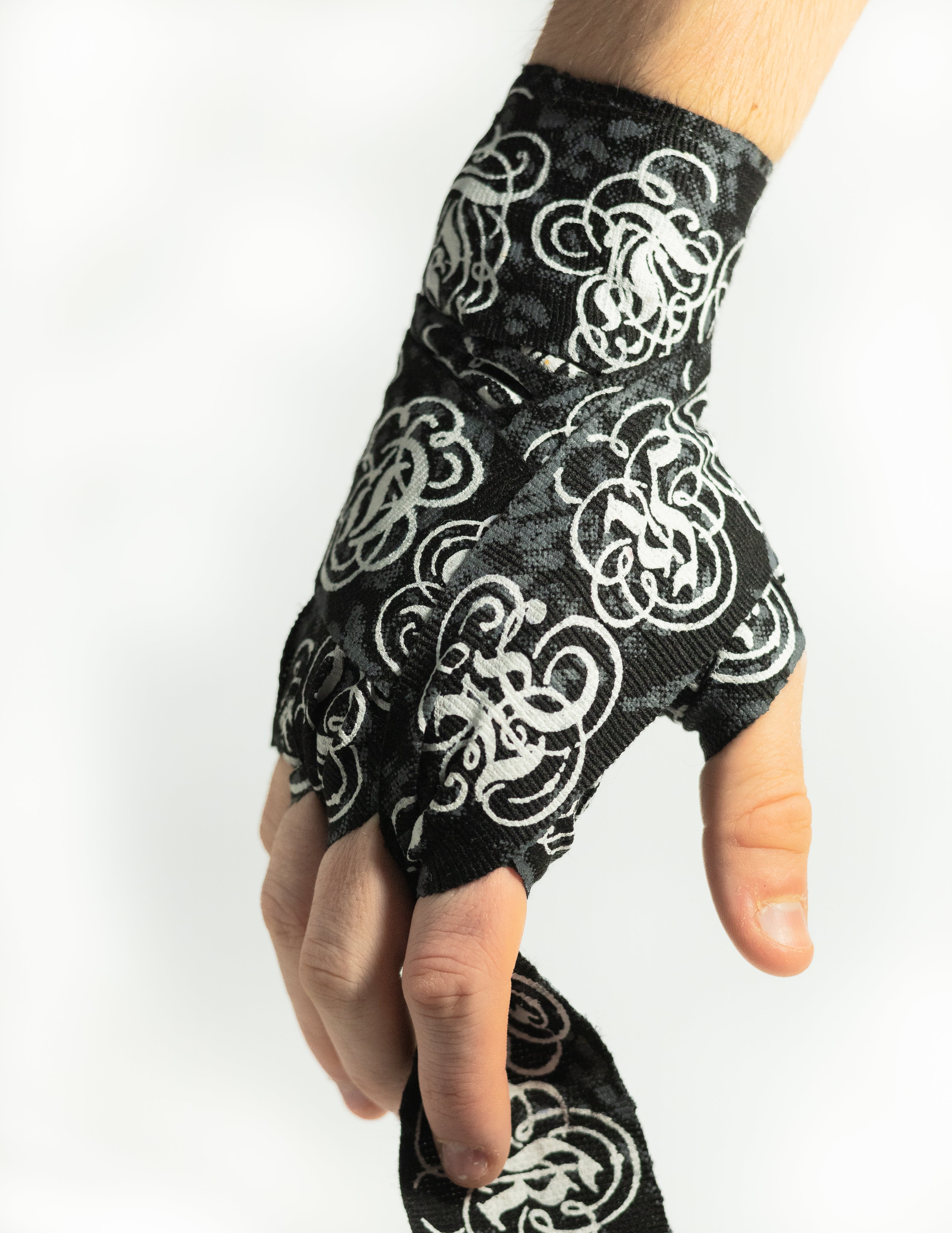 Black Hand Wraps Core Knuckles black-hand-wraps-core-knuckles